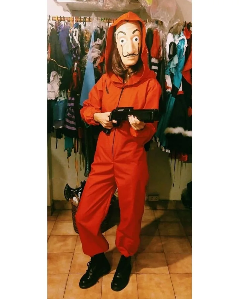 Disfraz de Casa de Papel - alquiler en Buenos Aires | Disfraces Brujas